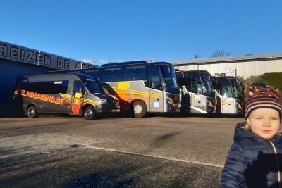 Lis Geudens trots op haar bussen circa 2021